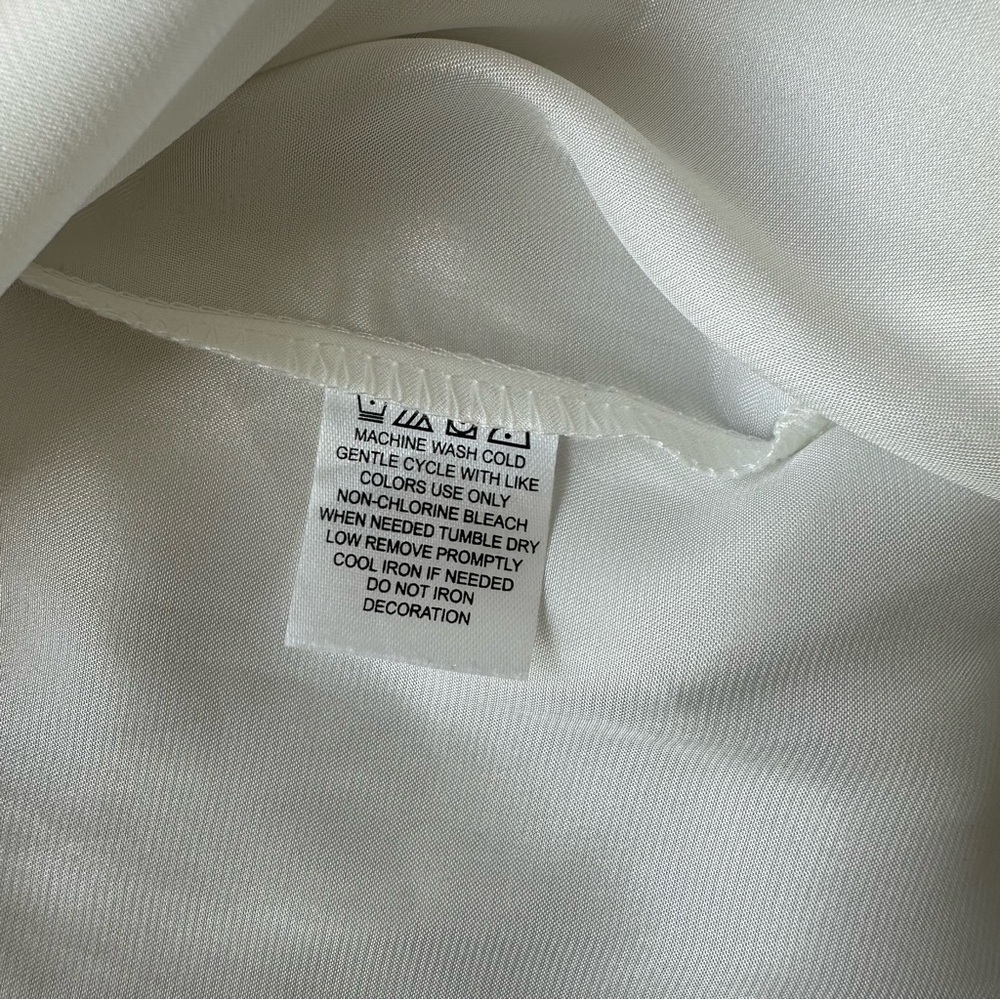 Linea Donatella • Robe - Picture 7 of 9